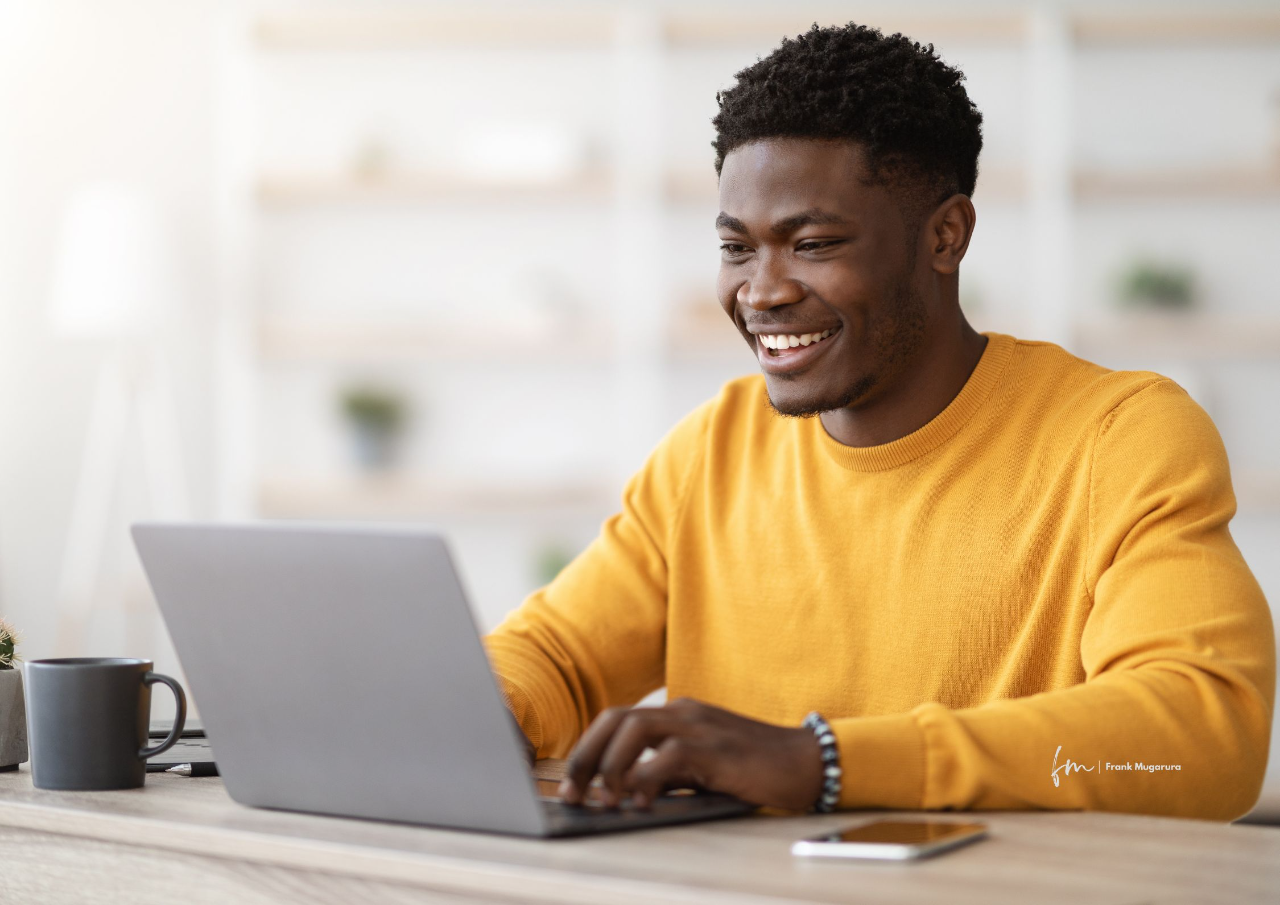 Senior creative freelancer in Rwanda